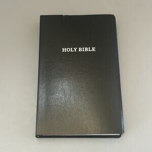 Holy Bible Thomas Nelson KJV Red Letter Edition Black Faux Leathersoft 2016